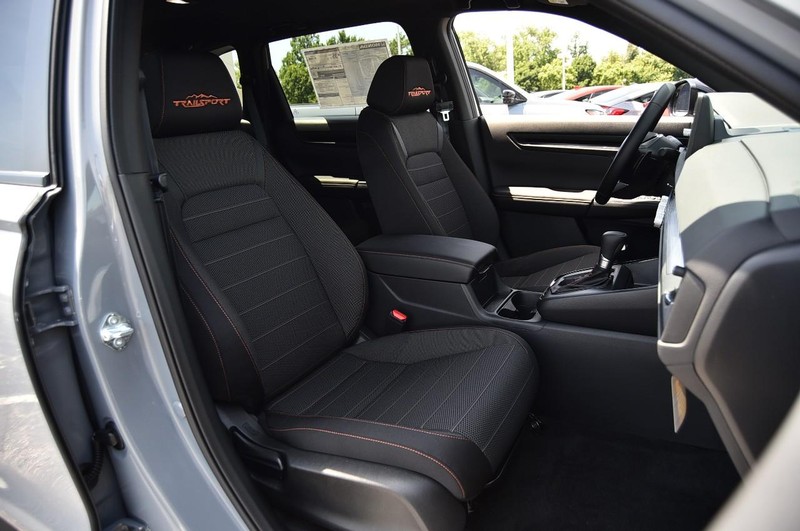 Honda CR-V Hybrid Vehicle Image 20
