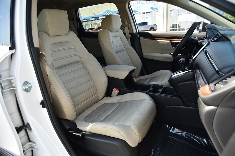 Honda CR-V Vehicle Image 20