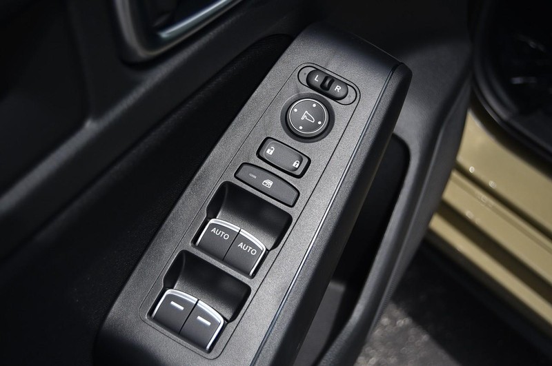 Honda Civic Hatchback Vehicle Image 08