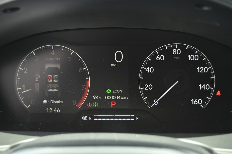 Honda Civic Hatchback Vehicle Image 11