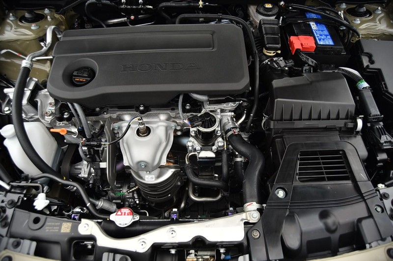 Honda Civic Hatchback Vehicle Image 23