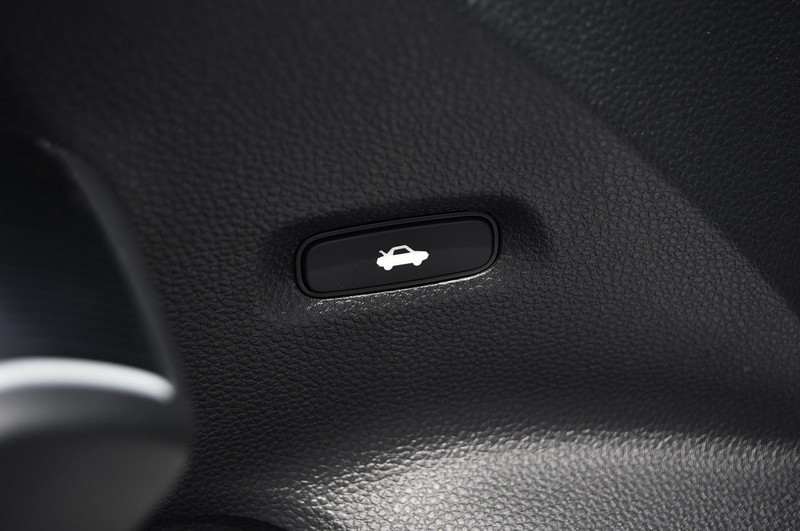 Honda Civic Sedan Hybrid Vehicle Image 09