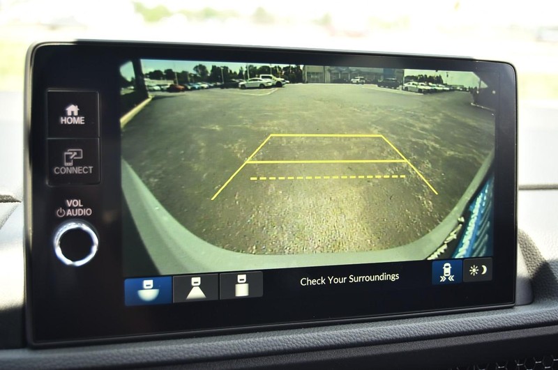 Honda CR-V Hybrid Vehicle Image 12