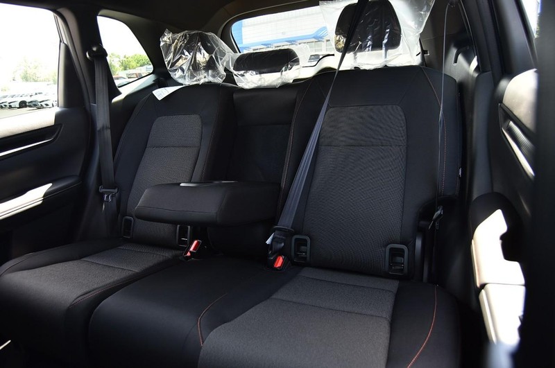 Honda CR-V Hybrid Vehicle Image 22