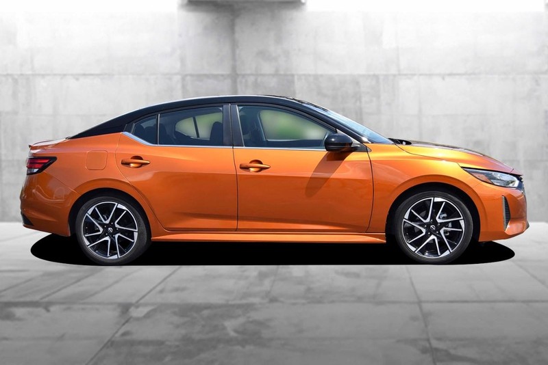 Nissan Sentra Vehicle Image 05