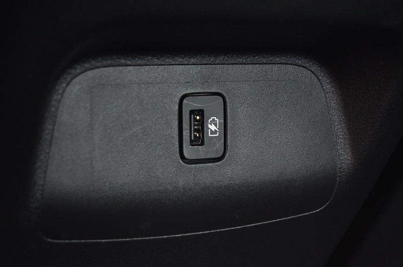 Nissan Sentra Vehicle Image 21