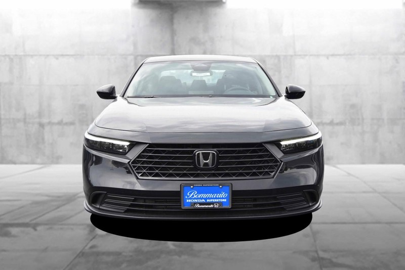 Honda Accord Sedan Vehicle Image 04