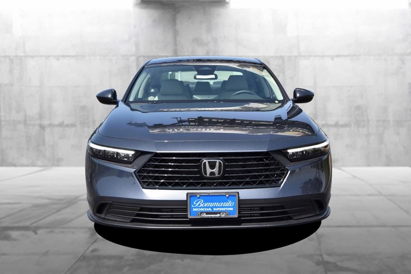 Honda Accord Sedan Vehicle Image 04