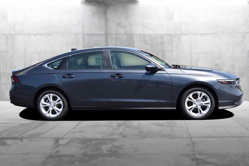 Honda Accord Sedan Vehicle Image 05