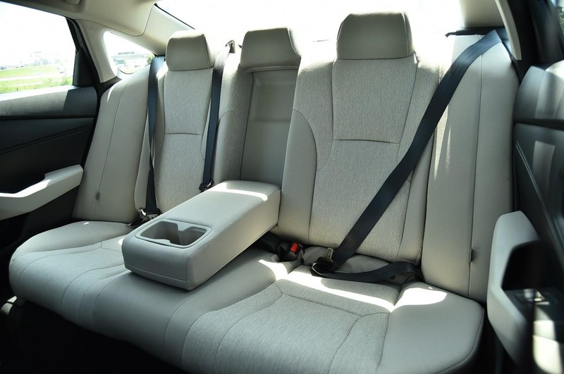 Honda Accord Sedan Vehicle Image 19