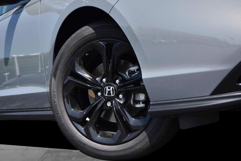 Honda Accord Sedan Vehicle Image 03