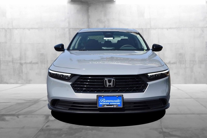Honda Accord Sedan Vehicle Image 04