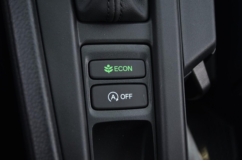 Honda Accord Sedan Vehicle Image 15