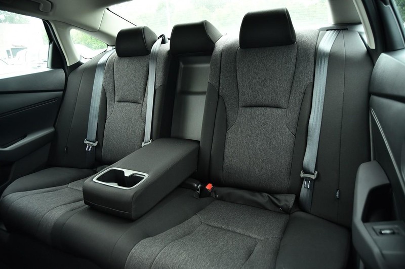 Honda Accord Sedan Vehicle Image 21