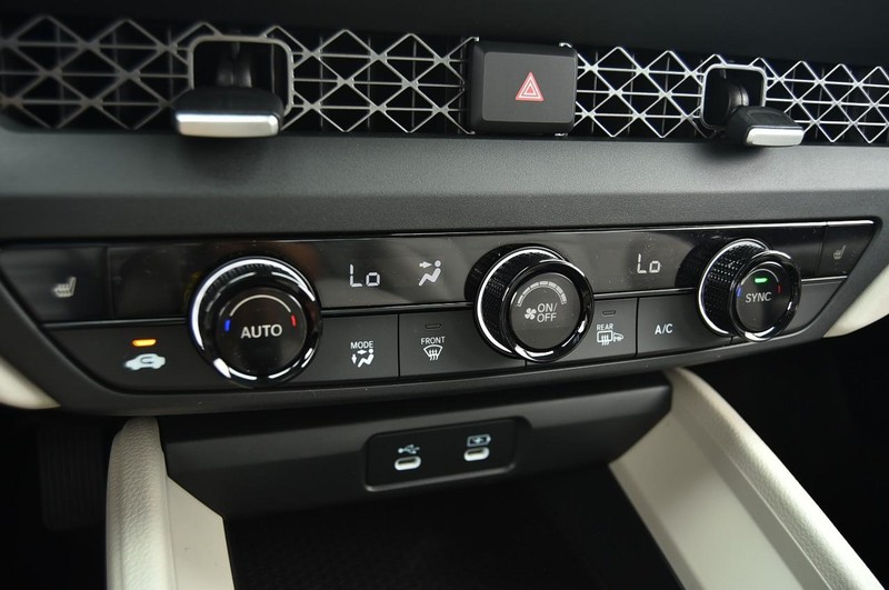 Honda Accord Sedan Vehicle Image 13