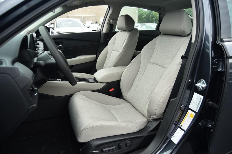 Honda Accord Sedan Vehicle Image 18