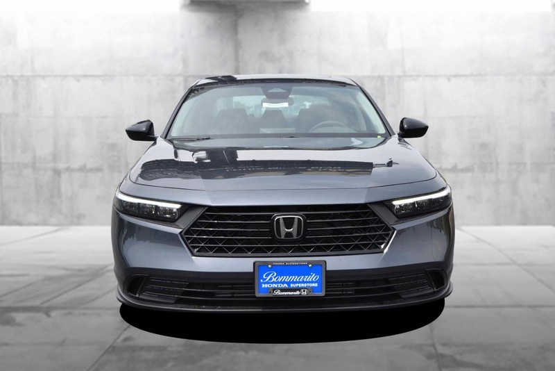 Honda Accord Sedan Vehicle Image 04