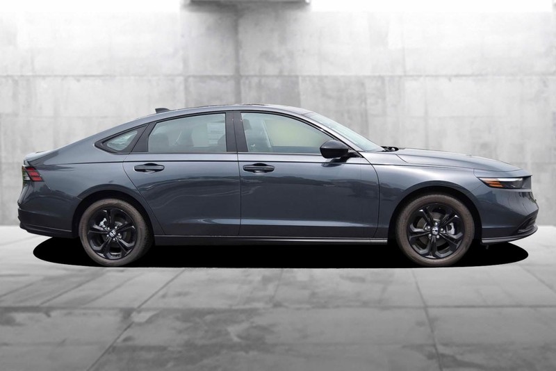 Honda Accord Sedan Vehicle Image 05