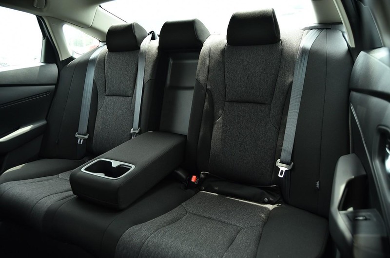 Honda Accord Sedan Vehicle Image 21