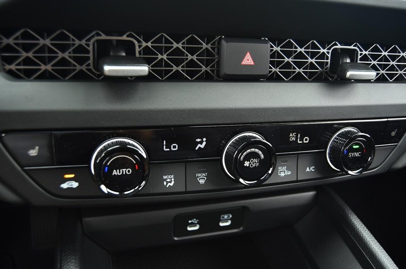 Honda Accord Sedan Vehicle Image 13