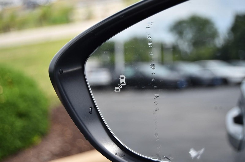 Honda Accord Sedan Vehicle Image 09