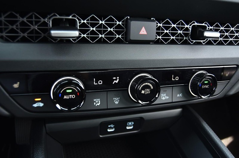 Honda Accord Sedan Vehicle Image 13