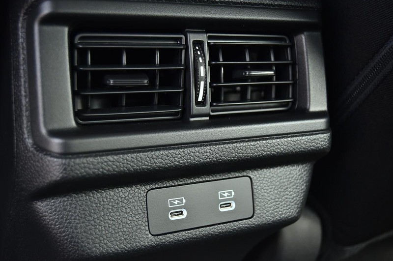 Honda Accord Sedan Vehicle Image 22