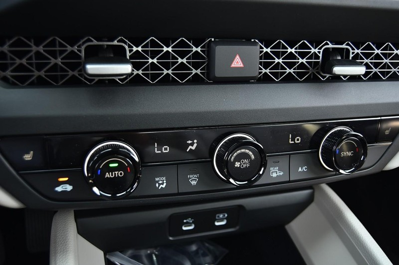 Honda Accord Sedan Vehicle Image 13