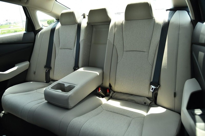 Honda Accord Sedan Vehicle Image 21