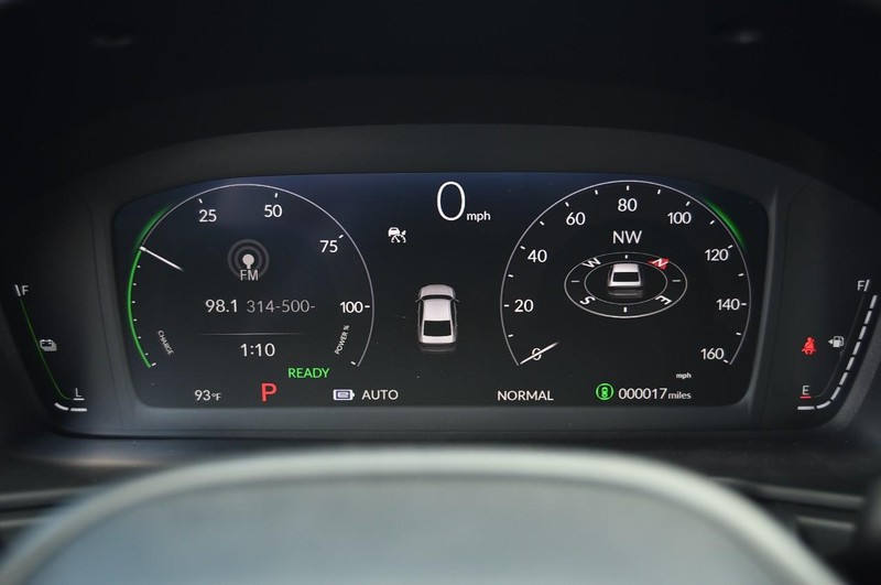 Honda Accord Hybrid Vehicle Image 10