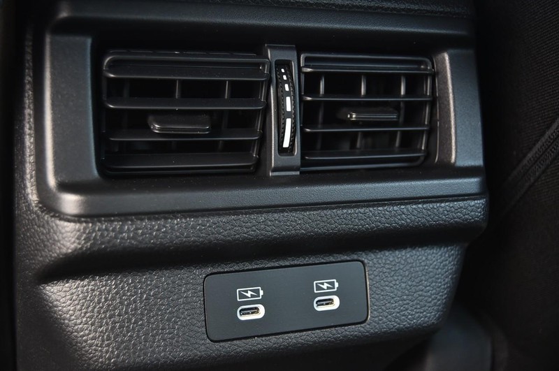 Honda Accord Hybrid Vehicle Image 23