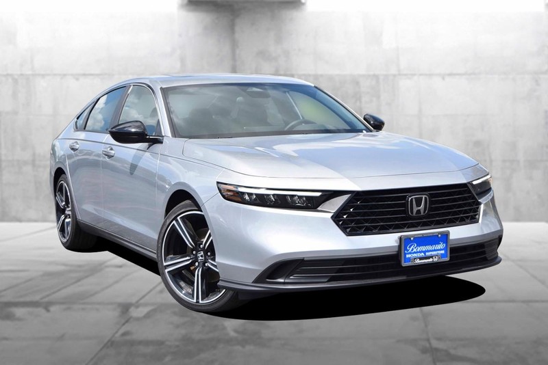 Honda Accord Hybrid Vehicle Image 02