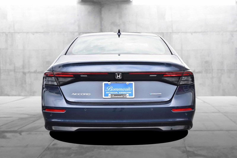 Honda Accord Hybrid Vehicle Image 06