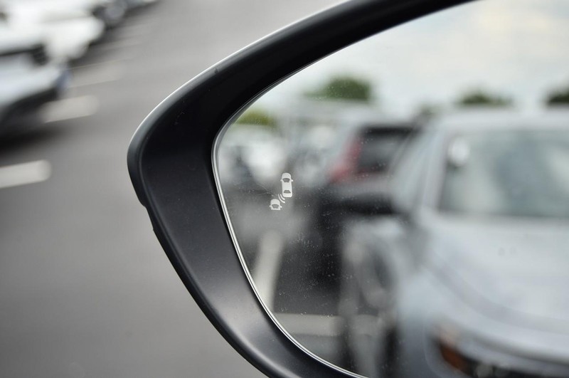Honda Accord Hybrid Vehicle Image 10