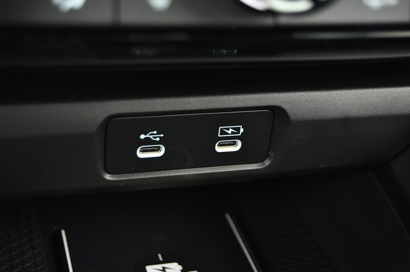 Honda Accord Hybrid Vehicle Image 15