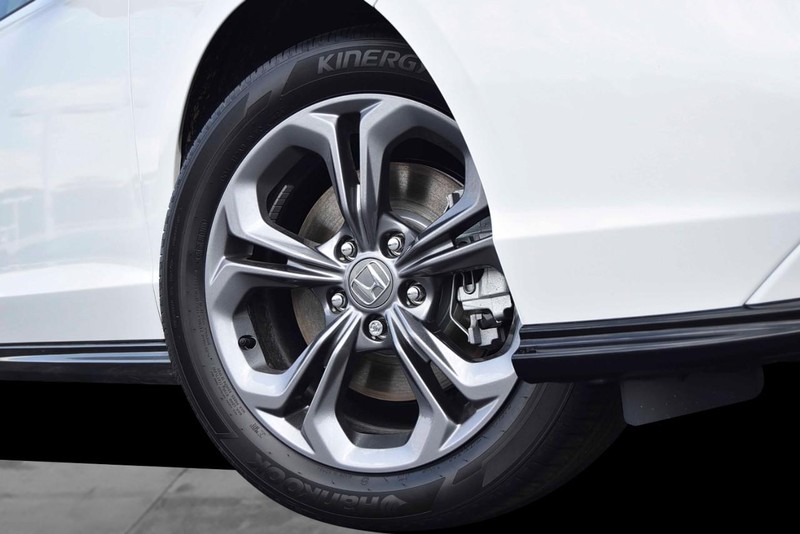 Honda Accord Hybrid Vehicle Image 03