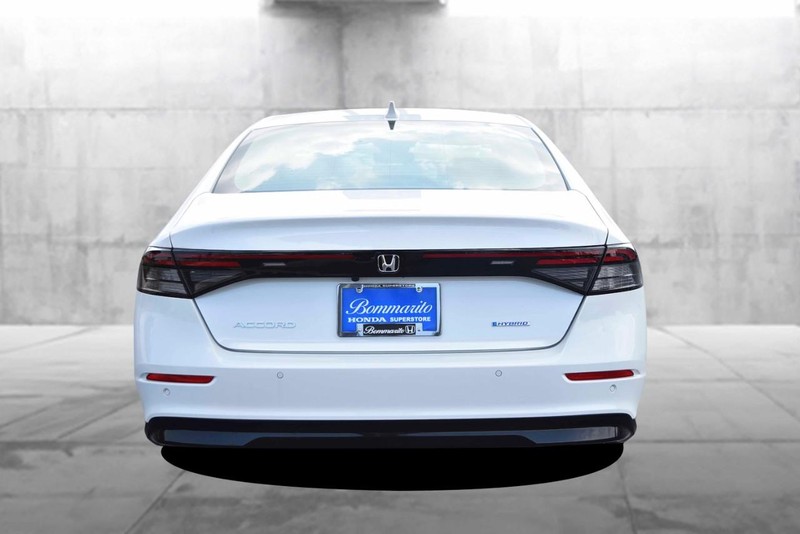 Honda Accord Hybrid Vehicle Image 06