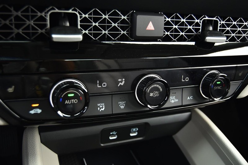 Honda Accord Hybrid Vehicle Image 14