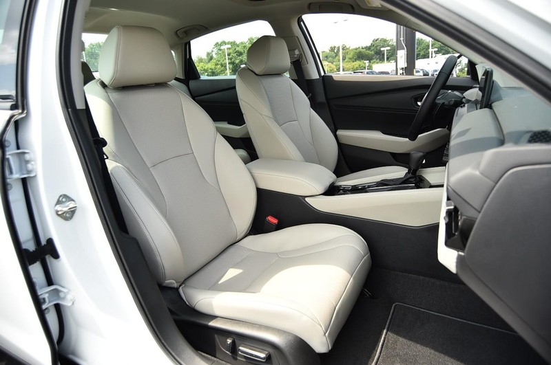 Honda Accord Hybrid Vehicle Image 21