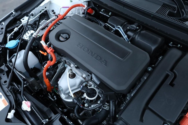Honda Accord Hybrid Vehicle Full-screen Gallery Image 26