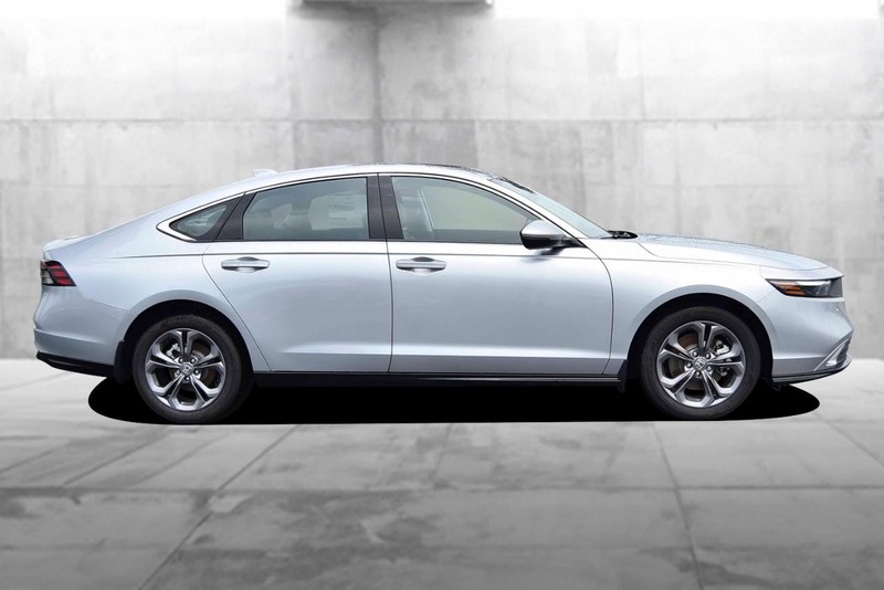 Honda Accord Hybrid Vehicle Image 05