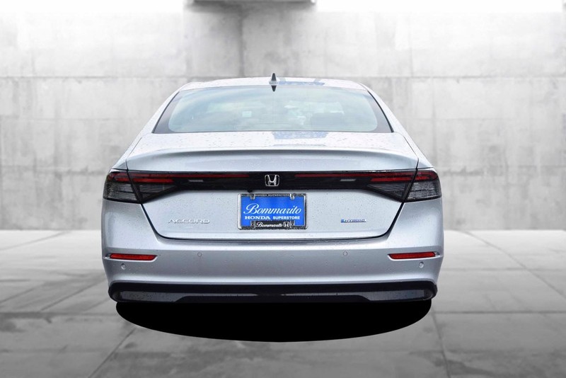 Honda Accord Hybrid Vehicle Image 06