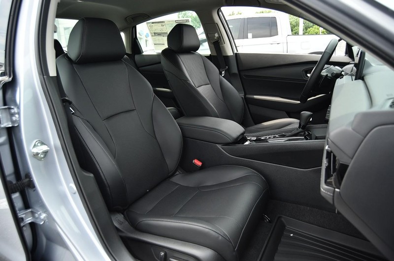 Honda Accord Hybrid Vehicle Image 21