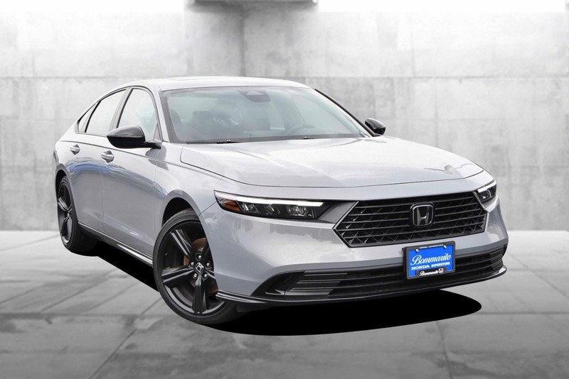 Honda Accord Hybrid Vehicle Image 02