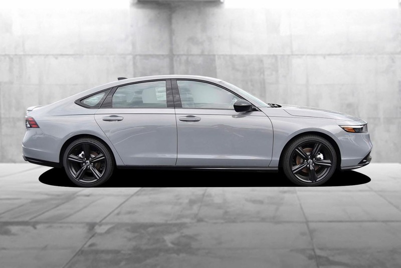 Honda Accord Hybrid Vehicle Image 05