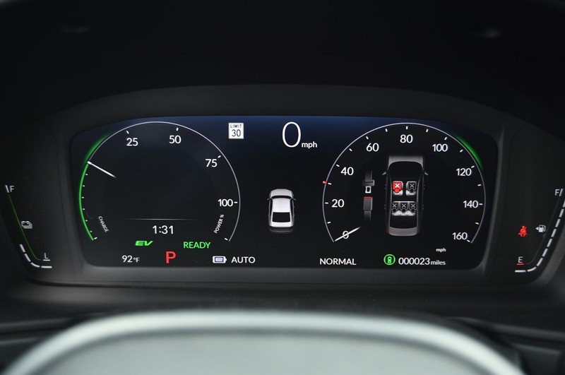 Honda Accord Hybrid Vehicle Image 11
