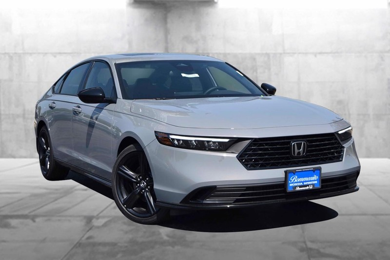 Honda Accord Hybrid Vehicle Image 02