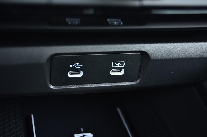 Honda Accord Hybrid Vehicle Image 15