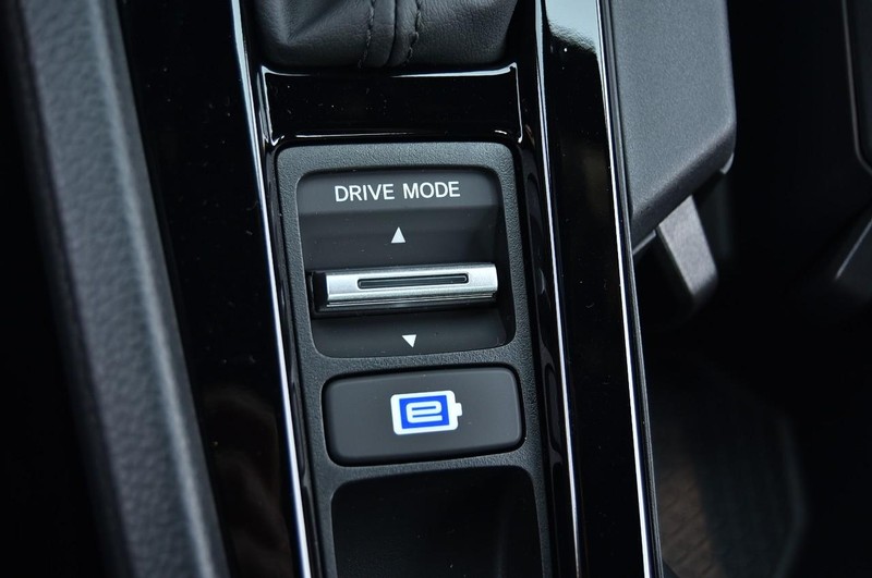 Honda Accord Hybrid Vehicle Image 17