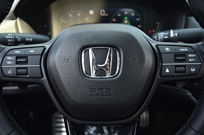 Honda Accord Hybrid Vehicle Image 19